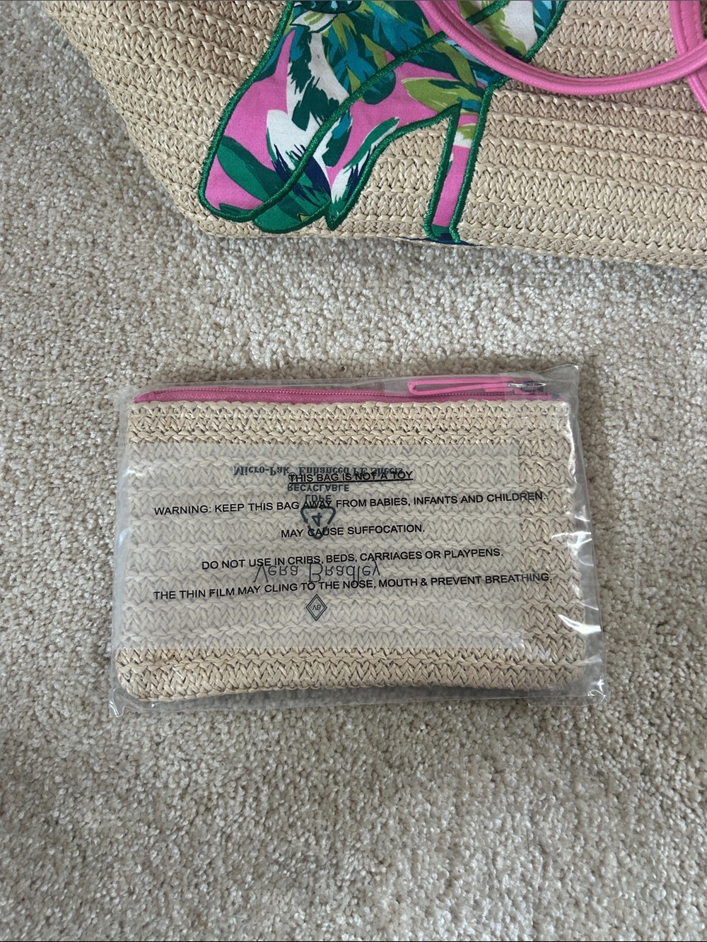 Vera Bradley Straw Tote Bag with Pink Tropical Bird Accent - Picture 3 of 6